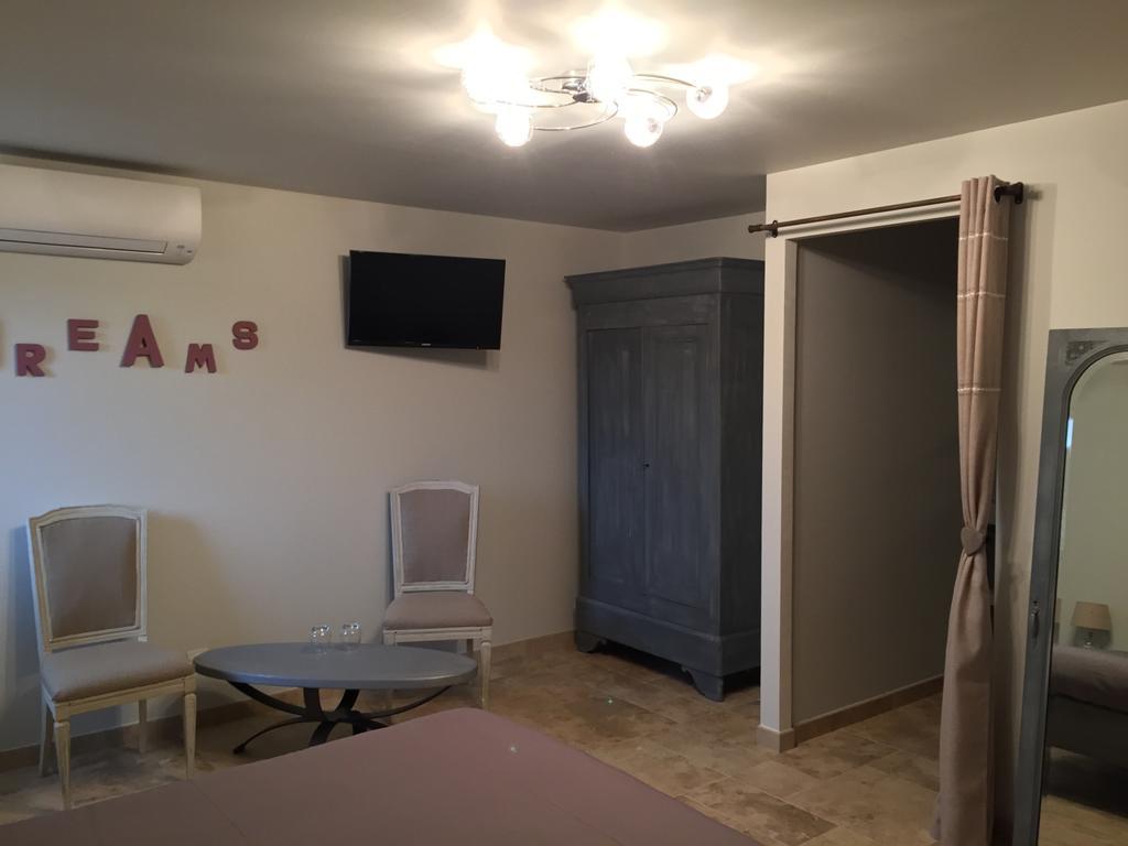La Rivayne Bed & Breakfast Lourmarin Bagian luar foto