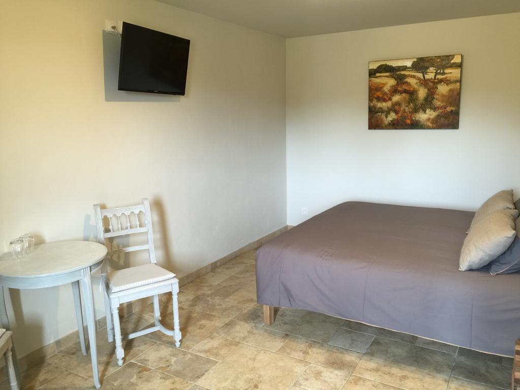 La Rivayne Bed & Breakfast Lourmarin Bagian luar foto