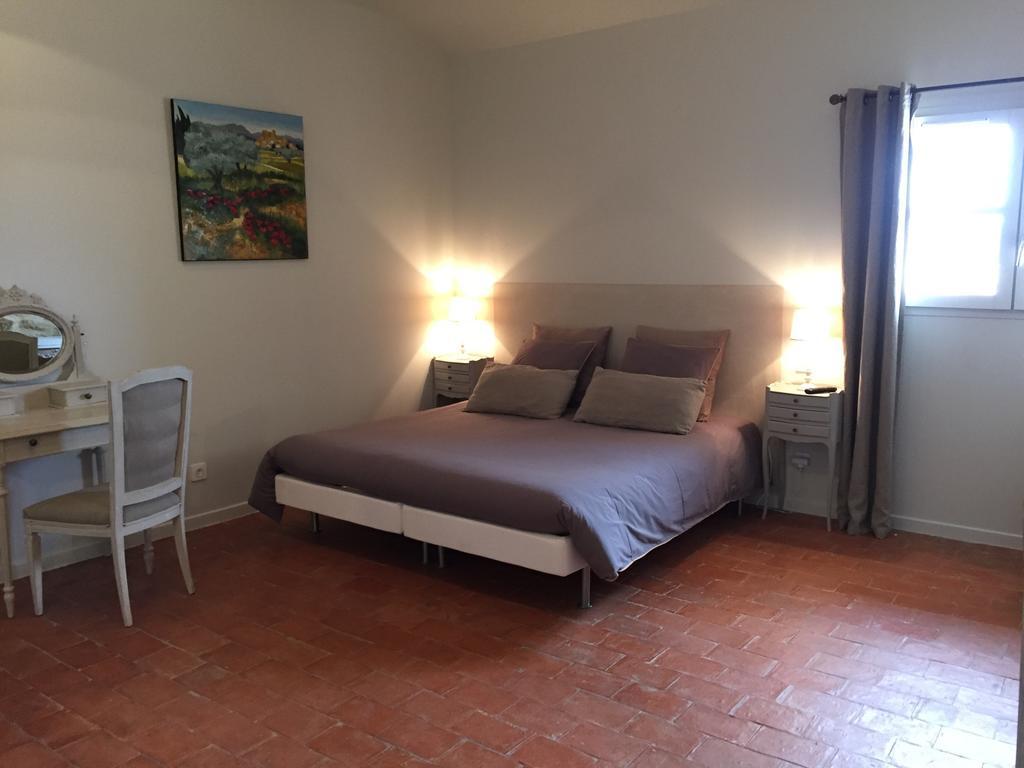 La Rivayne Bed & Breakfast Lourmarin Bagian luar foto